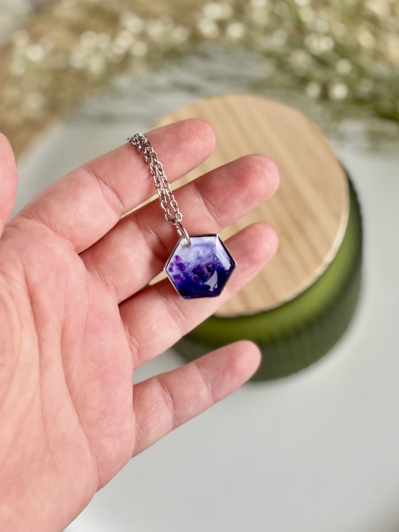 Naszyjnik - Fioletowy Przebłysk